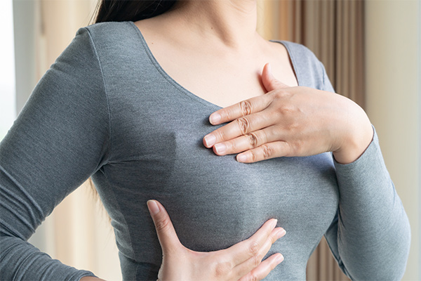 Breast Pain During Ovulation: Causes & Relief Tips